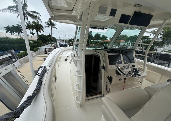 Boston-whaler 380-OUTRAGE image