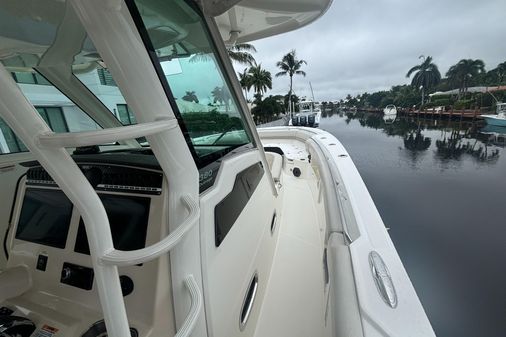 Boston-whaler 380-OUTRAGE image