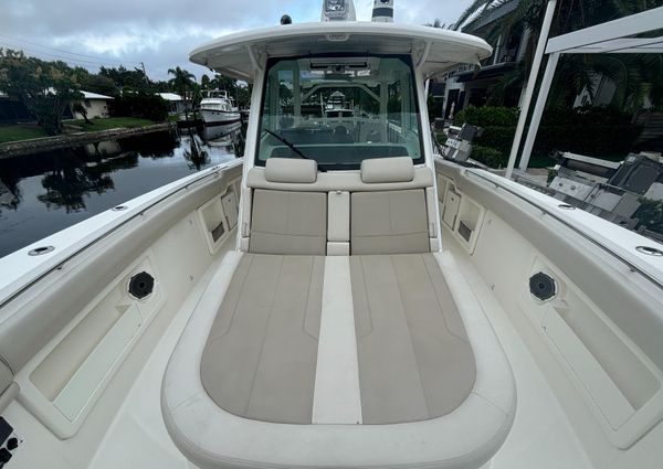 Boston-whaler 380-OUTRAGE image