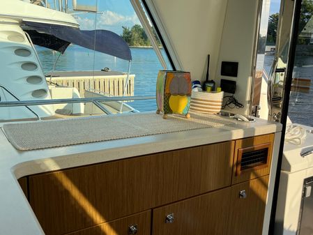 Cruisers Yachts 48 Cantius image