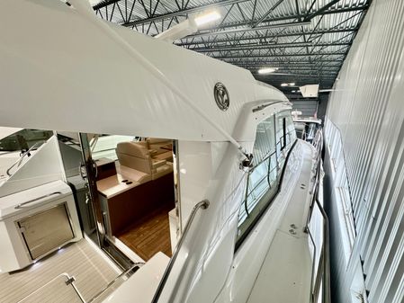 Cruisers Yachts 48 Cantius image