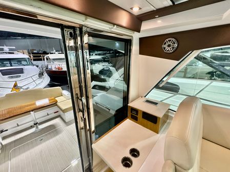 Cruisers Yachts 48 Cantius image