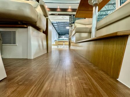 Cruisers Yachts 48 Cantius image