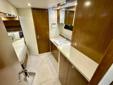 Cruisers Yachts 48 Cantius image