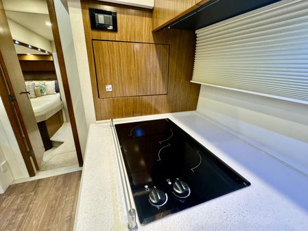 Cruisers Yachts 48 Cantius image