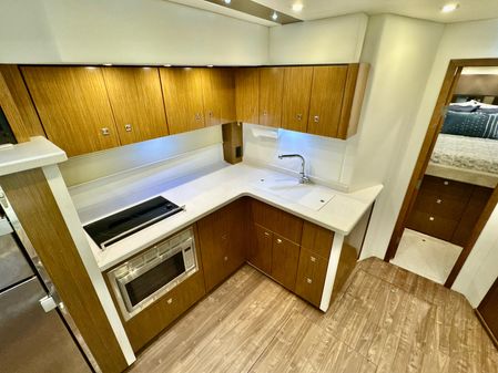 Cruisers Yachts 48 Cantius image