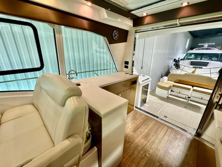 Cruisers Yachts 48 Cantius image