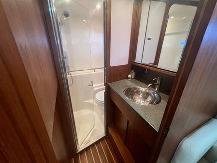 Tiara Yachts 3500 Sovran LE image