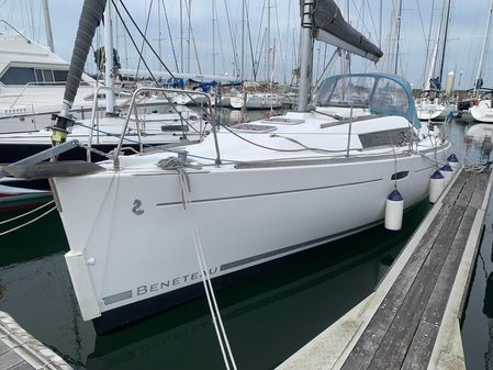 Beneteau Oceanis 31 image