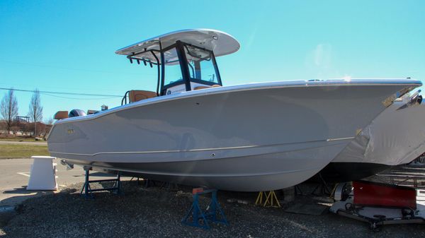 Sea Hunt Ultra 275 SE
