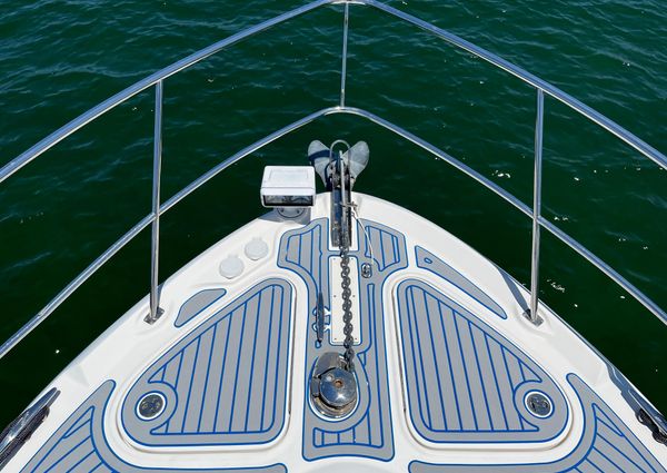 Sea Ray 44 Sedan Bridge image