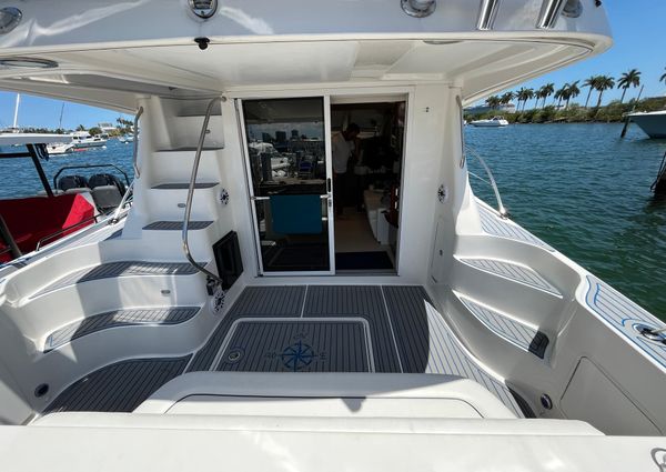 Sea Ray 44 Sedan Bridge image