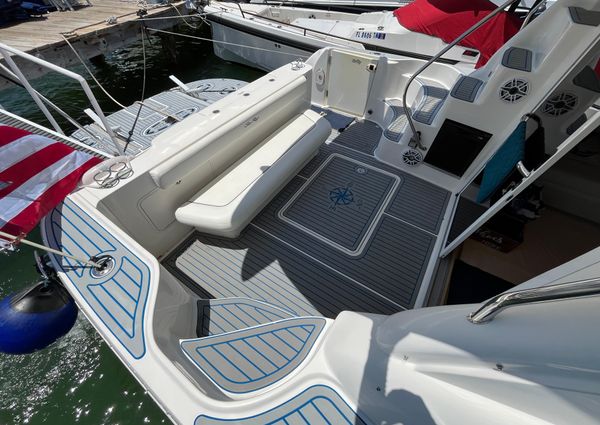 Sea Ray 44 Sedan Bridge image