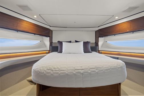 Princess 62 Flybridge image