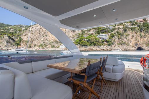 Princess 62 Flybridge image