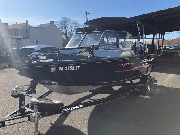 2016 Tracker Pro Guide V-175 WT Temple, Pennsylvania - Bowers Marine