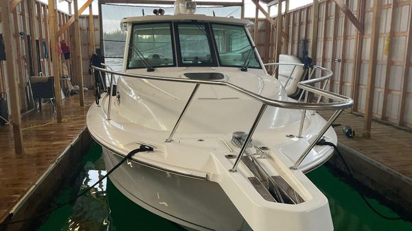 Boston Whaler 345 Conquest