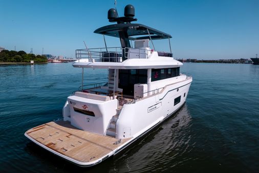 Sirena 58 image