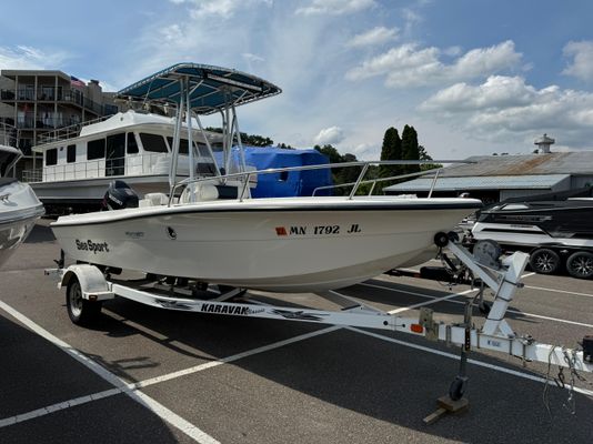 Sea-sport 1900-CENTER-CONSOLE - main image