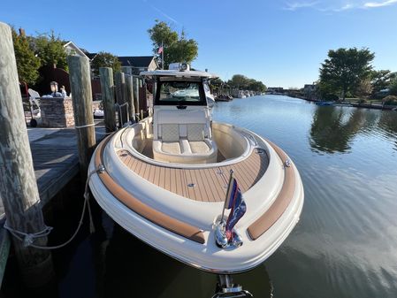 Chris-Craft Catalina 30 image