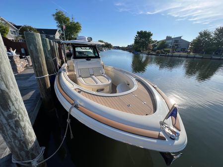 Chris-Craft Catalina 30 image