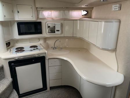 Sea Ray Sundancer 370 image