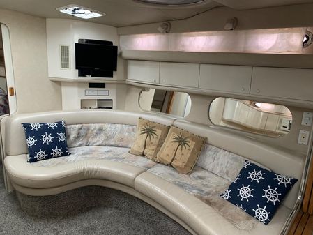 Sea Ray Sundancer 370 image