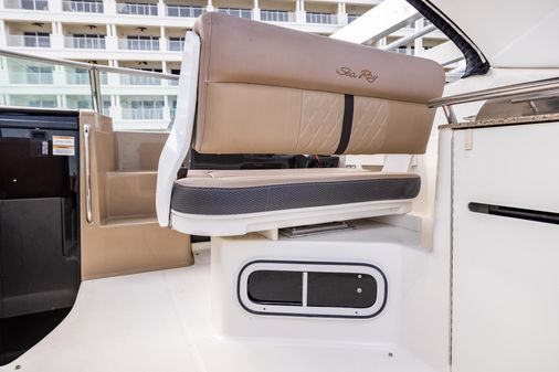 Sea Ray 310 Sundancer image