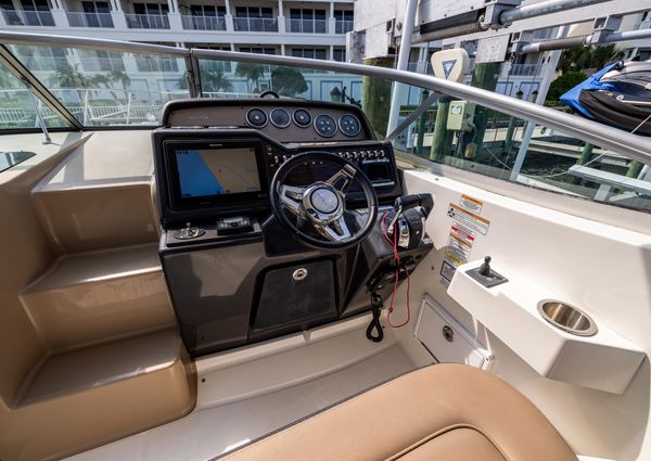 Sea Ray 310 Sundancer image