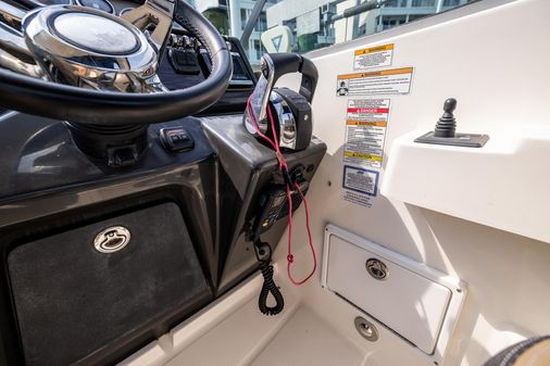 Sea Ray 310 Sundancer image