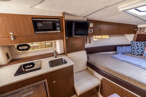 Sea Ray 310 Sundancer image