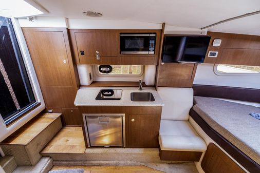 Sea Ray 310 Sundancer image