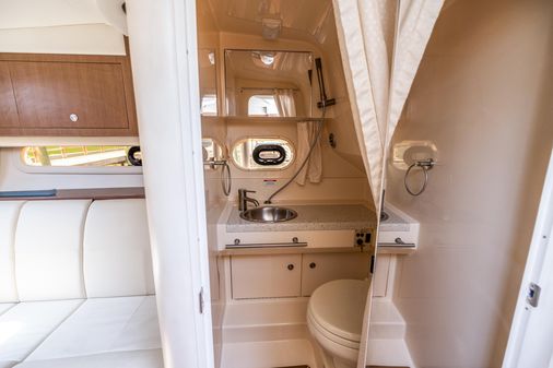 Sea Ray 310 Sundancer image