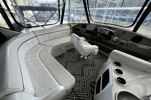 Carver 396 FLYBRIDGE MOTOR YACHT image