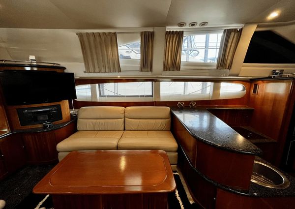 Carver 396 FLYBRIDGE MOTOR YACHT image