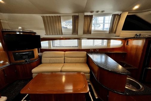 Carver 396 FLYBRIDGE MOTOR YACHT image