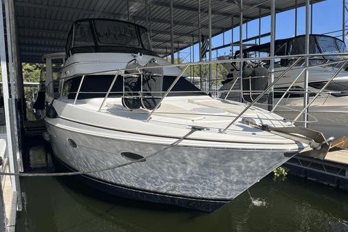 Carver 396 FLYBRIDGE MOTOR YACHT image