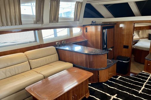 Carver 396 FLYBRIDGE MOTOR YACHT image