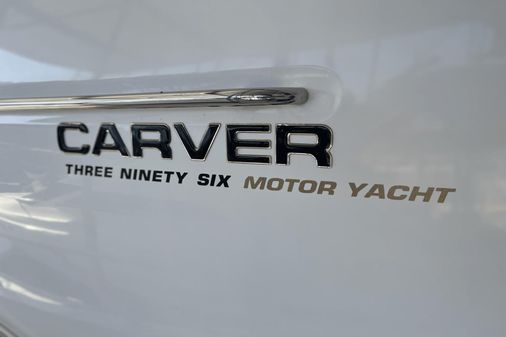 Carver 396 FLYBRIDGE MOTOR YACHT image