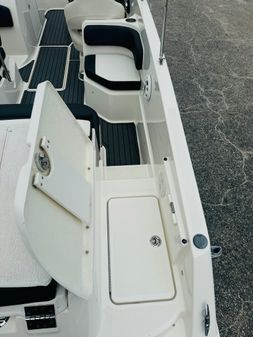 Bayliner VR6-OB image