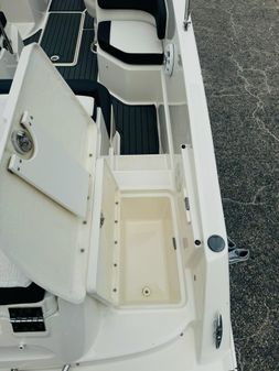 Bayliner VR6-OB image