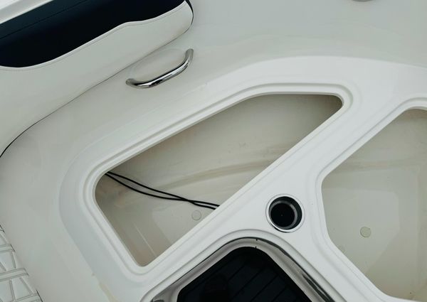 Bayliner VR6-OB image