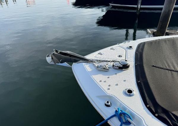 Boston Whaler 250 Outrage image