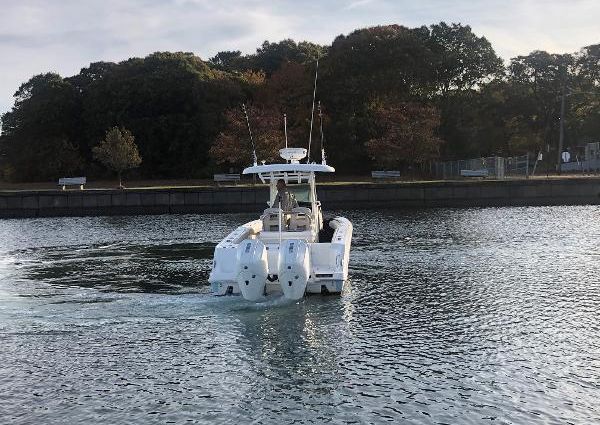 Boston Whaler 250 Outrage image