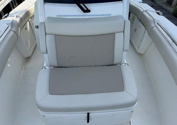 Boston Whaler 250 Outrage image