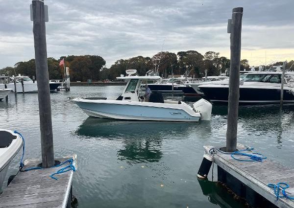 Boston Whaler 250 Outrage image