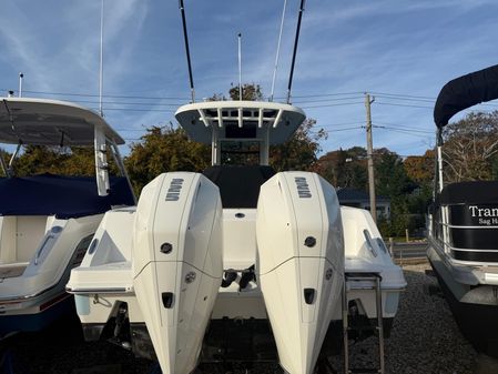 Boston Whaler 250 Outrage image