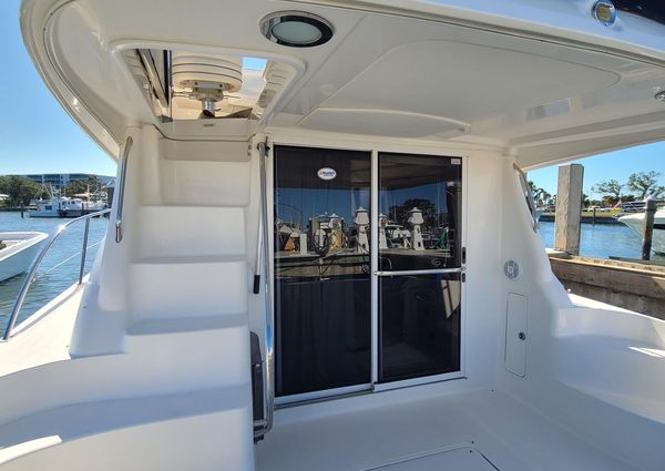 Sea Ray 44 Sedan Bridge image