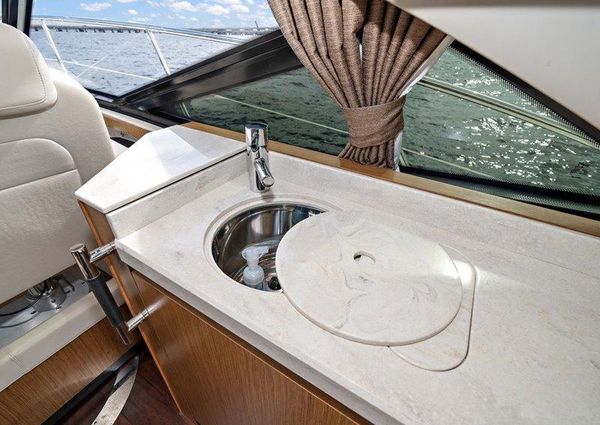 Sea Ray 510 Sundancer image