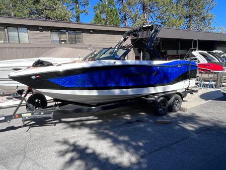 Mastercraft X24 image